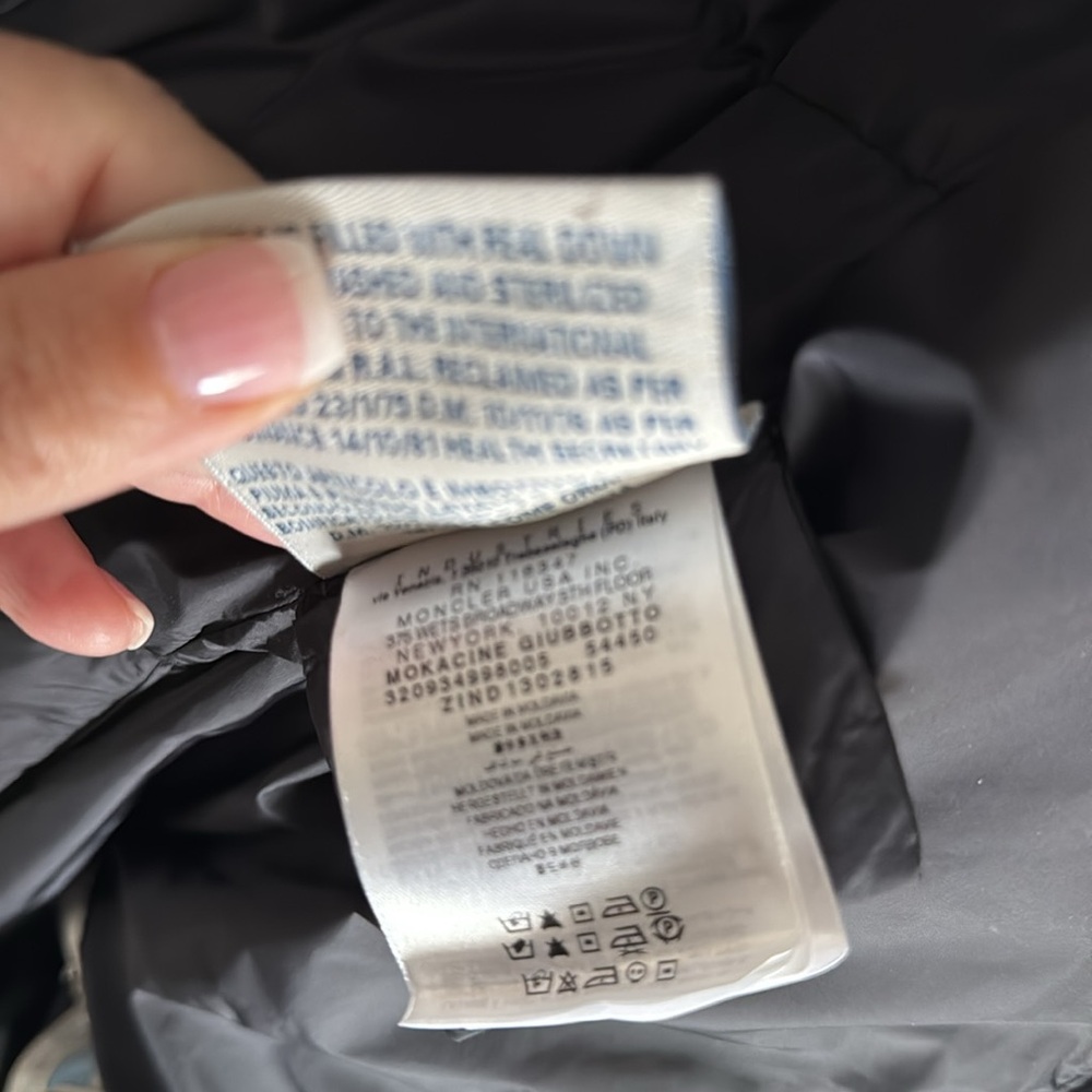 Gently used moncler coat w belt down coat - Picture 8 of 9